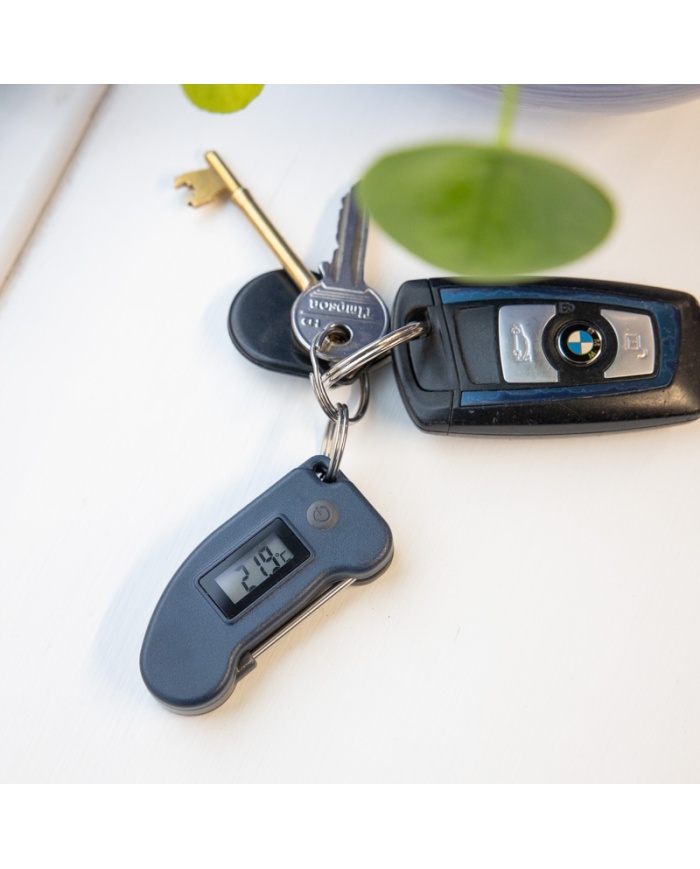 ETI Digital miniatyr-termometer med insticksnål. Kan fästas på din nyckelknippa. Blå.